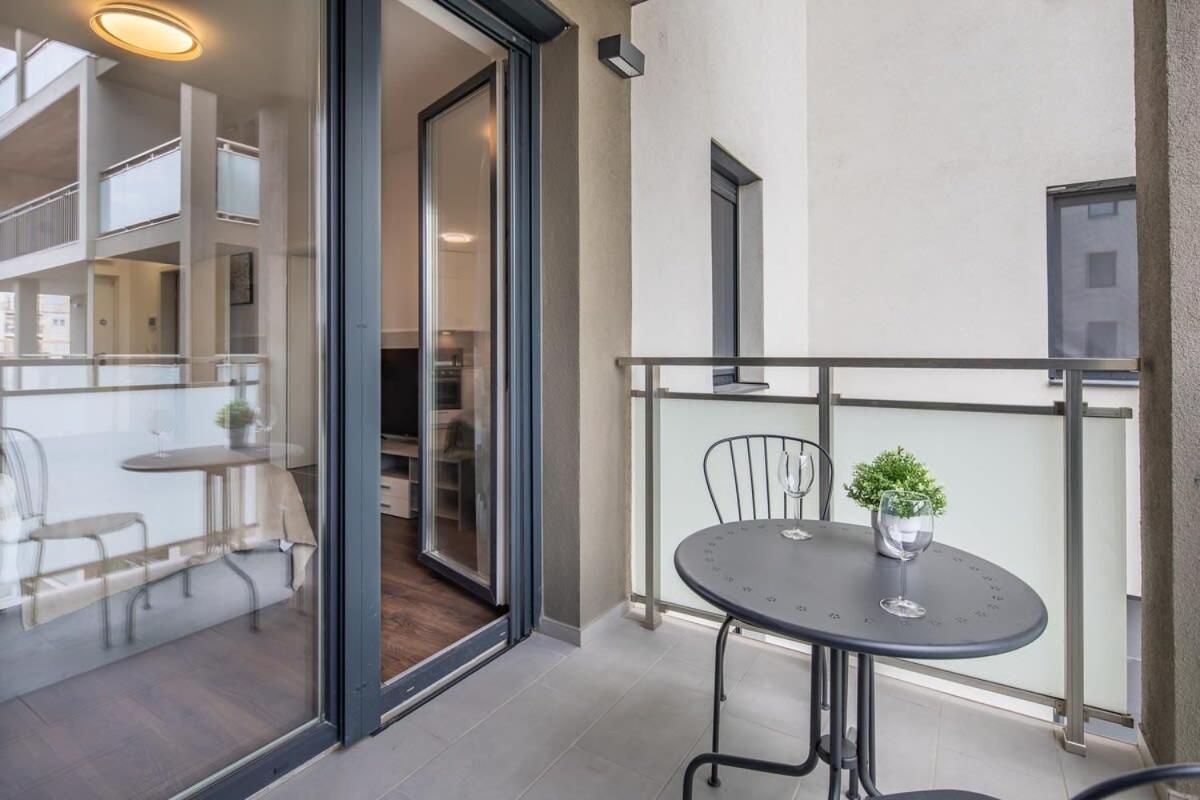 Central - New - Cozy Stay Budapest Exterior photo